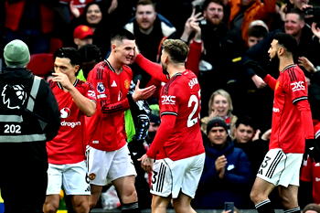 Man United continue good form, edge Fulham 3-2