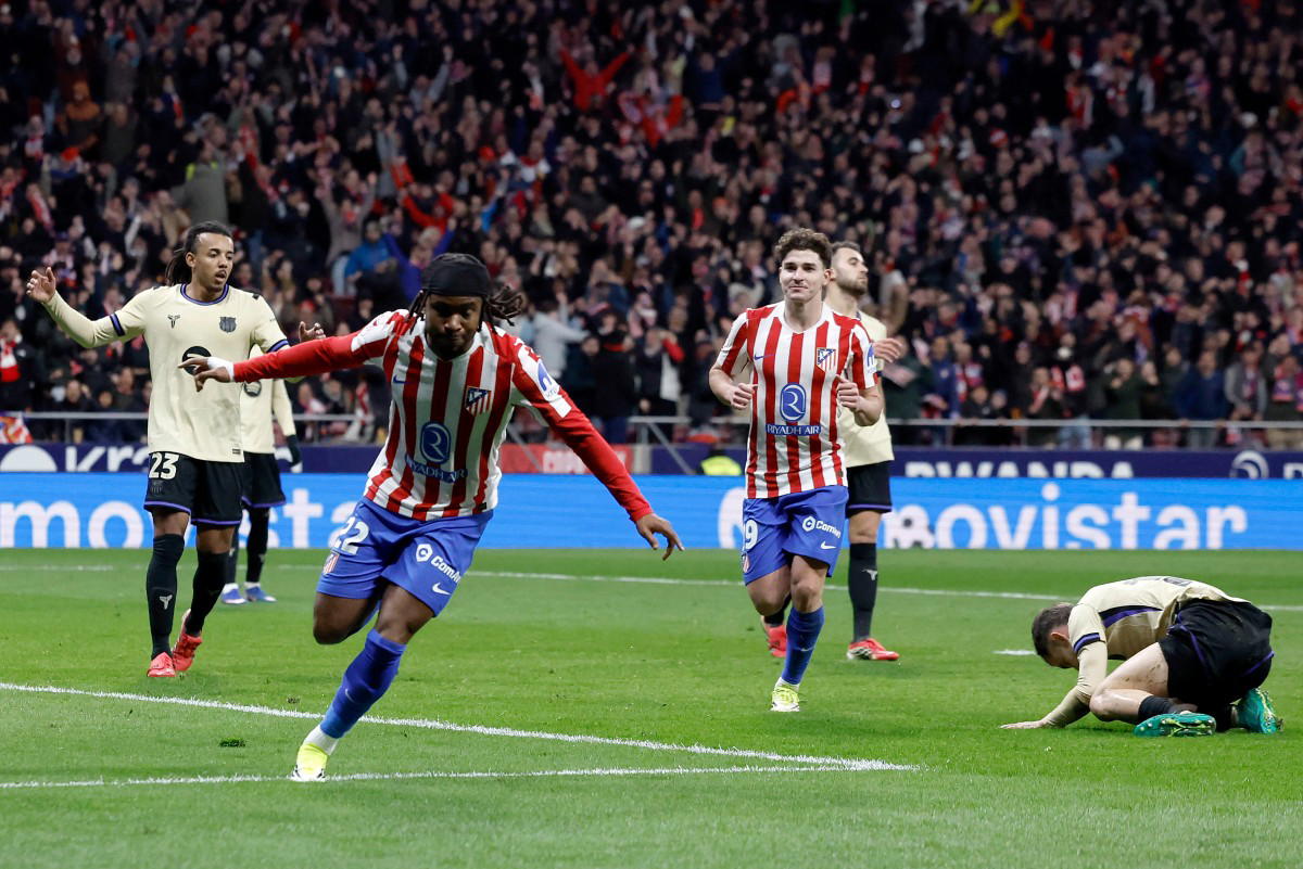 Lookman scores as Atletico thrash Barca 4-0 in Copa semi-final first leg