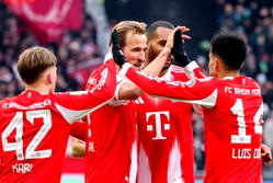 Kane brace helps Bayern widen gap atop Bundesliga