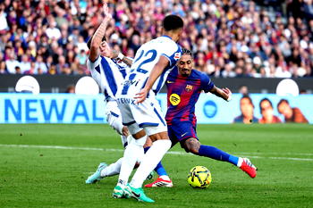 Barcelona return to La Liga summit after 3-0 win over Levante