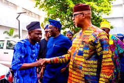 Abiodun rewards Nigeria’s best teacher with 2-bedroom bungalow, FG donates car