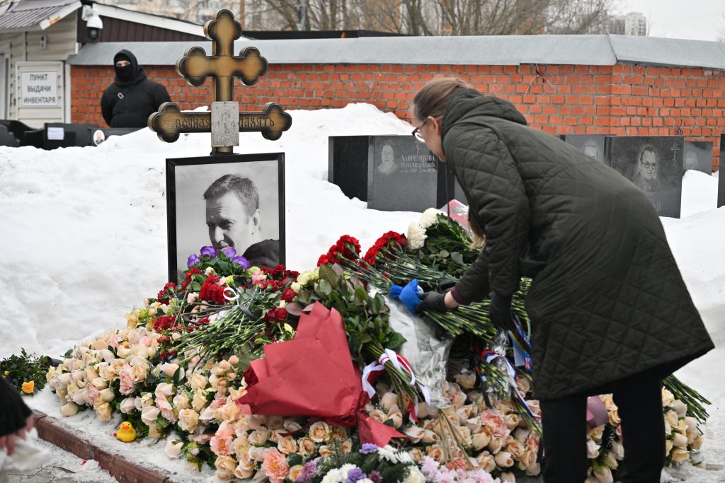 Navalny’s mother calls for ‘justice’ after Europeans say he died of poisoning