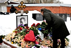 Navalny’s mother calls for ‘justice’ after Europeans say he died of poisoning