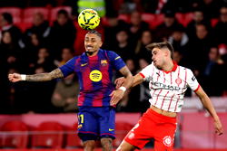 Barcelona’s Raphinha blasts refereeing double standards