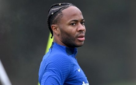 Free agent Sterling joins Feyenoord