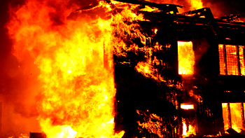 Fire razes 10 shops in Ibadan