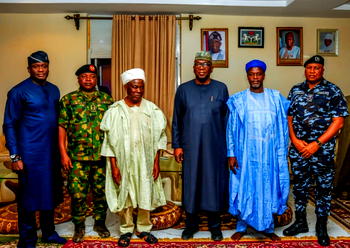 Gov AbdulRazaq visits Kaiama, Woro, orders humanitarian support for terror victims