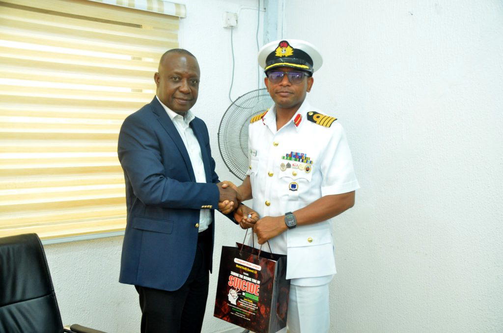 Mr Eze Anaba, Vanguard Newspapers Editor with Navy Captain Abiodun Abidemi Folorunsho, Director of Naval Information, during his courtesy visit to the Vanguard Newspapers head Office in Lagos, yesterday. Photo; Kehinde Shonola