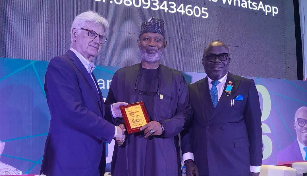 Rotary Int’l President seek unity to foster peace