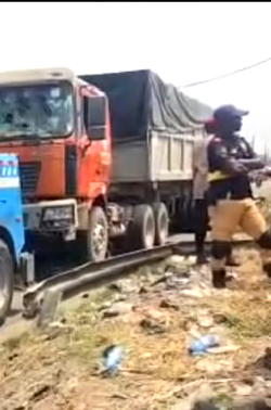 Reckless truck driver crushes LASTMA officer, two others to death in Lagos