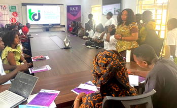 Makurdi LG Chair boosts TAHAV Women Cooperative Society with cash donation
