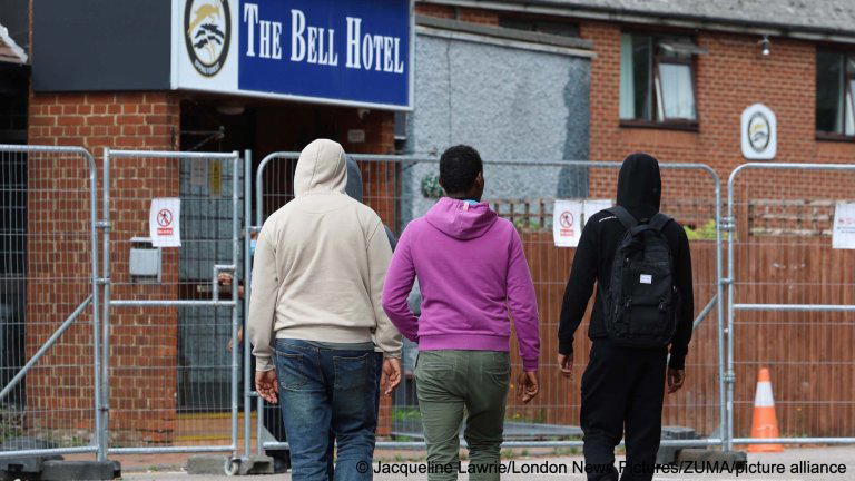 UK govt to end asylum hotels for refugees from Nigeria, others