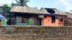 Thugs set ADC office in Amaechi’s village ablaze