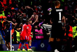 Clinical PSG bury Chelsea to reach Champions League quarter-finals