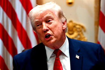 Trump to watch Supreme Court weigh challenge to birthright citizenship