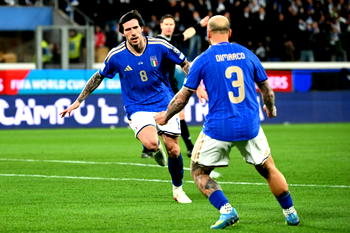Italy beat Northern Ireland to keep World Cup hopes alive