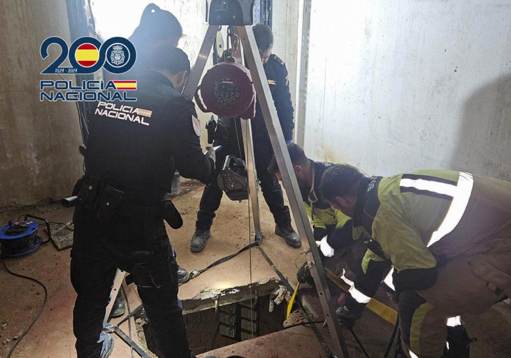 Spain discovers drugs tunnel to Morocco