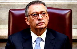 New Portuguese president promises stability