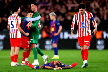Atletico hammered but hold off Barca to reach Copa del Rey final