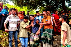 Bangladesh rescuers recover 24 bodies after bus plunges into river