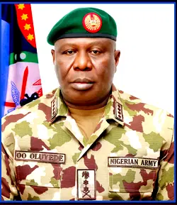 Defence Chief urges journalists to uphold truth and unity