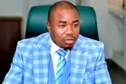Edo Assembly member, Aiguobarueghian donates transformer, classrooms to Oluku Ward