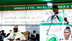 Ahmadiyya Muslim Jamaat Nigeria calls for global peace through love