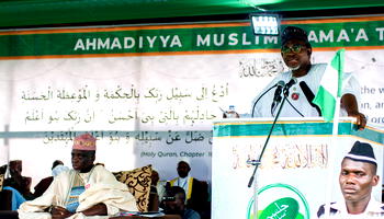 Ahmadiyya Muslim Jamaat Nigeria calls for global peace through love