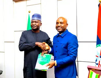 Defence minister seeks stronger collaboration with science, innovation ministry