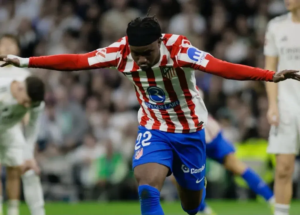 Europe watch: Lookman, Awoniyi shine as Paris FC relegates Moses Simon to left-back Europe watch: Lookman, Awoniyi shine as Paris FC relegates Moses Simon to left-back