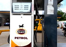 Dangote’s partner station MRS, NNPC raise petrol price by N100/litre