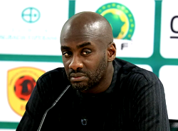 Ghana sack coach Addo 10 weeks before World Cup