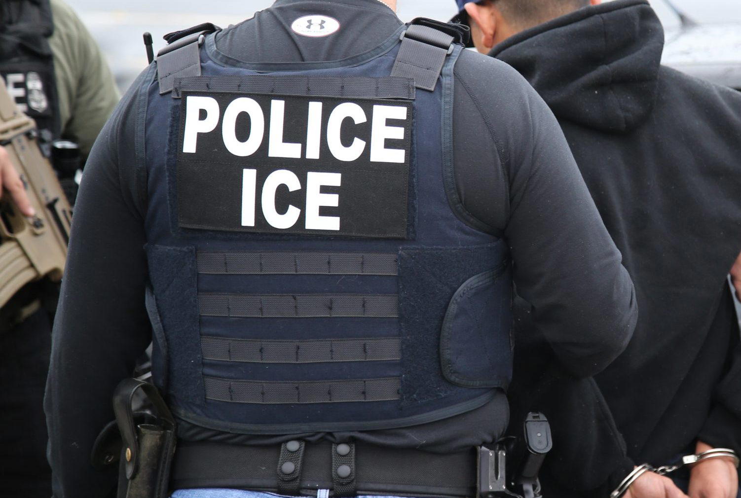 US deploys immigration agents to airports amid shutdown chaos