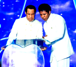Reactions as Oyakhilome’s son ministers healing at crusade