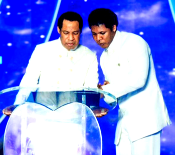 Reactions as Oyakhilome’s son ministers healing at crusade