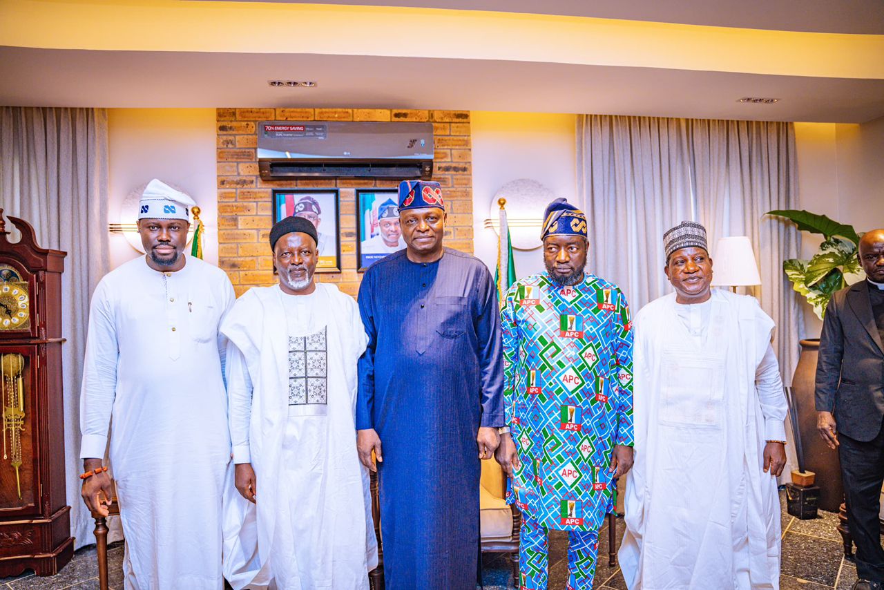 APC Nat’l Convention: Uba Michael congratulates party chairman, Yilwatda