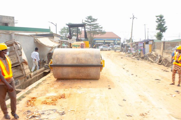 Balogun flags off 100-road grading project in Egbe/Idimu LCDA