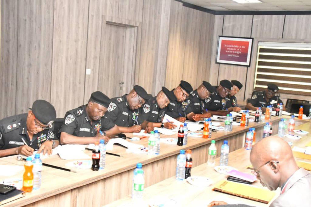 PSC promotes 13 CPs to AIGs, 17 DCPs to commissioners