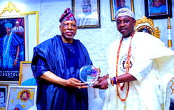 Osun monarch urges youths to join Police Force