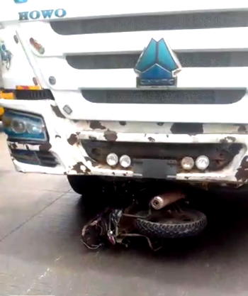 Dispatch rider killed as tanker flees scene on Apapa–Oshodi Expressway