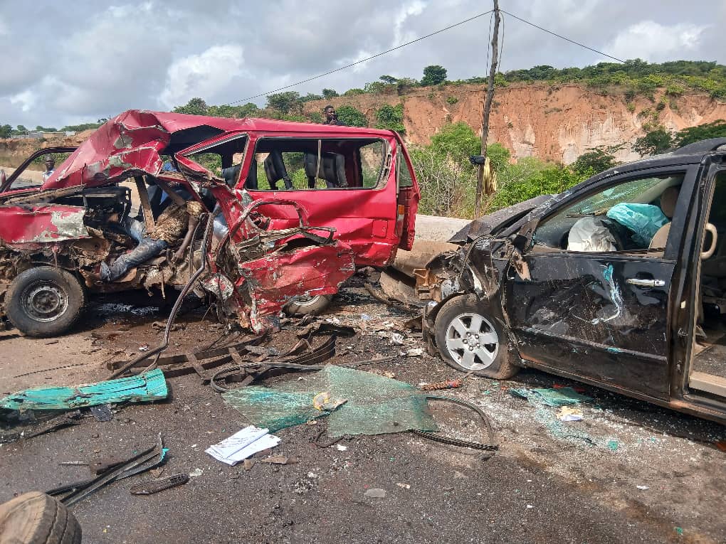 Three dead, journalists injured in Enugu auto crash