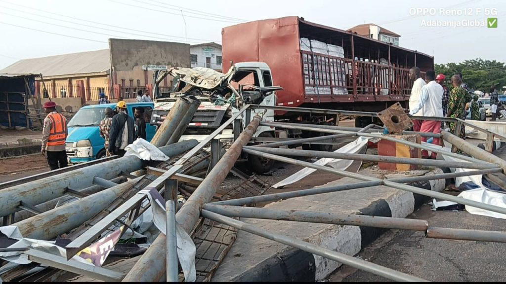 Stormy weather brings destruction to Osogbo, Adeleke offers reassurance to those affected