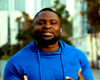 Seunzzy Sax releases new single and music video “Elohim Gadol”