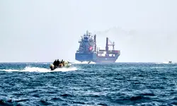 UAE tugboat sank in Strait of Hormuz; 3 Indonesian crew missing