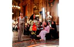 Sara Mosquito shines at Paris Fashion Week