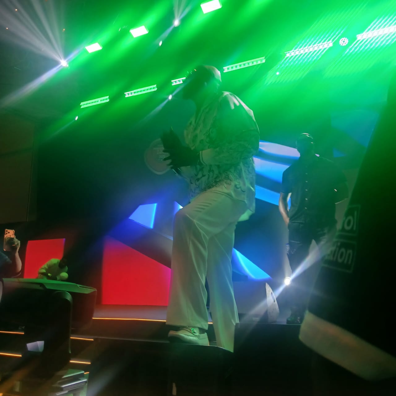 2Baba thrills audience at Vanguard Personality of the Year Awards