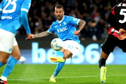 Napoli boost Serie A title defence with victory over AC Milan