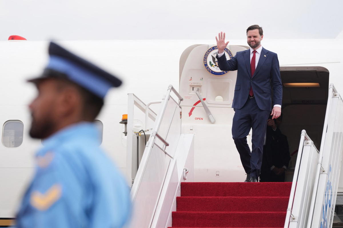 US Vice President JD Vance lands in Pakistan for Iran talks
