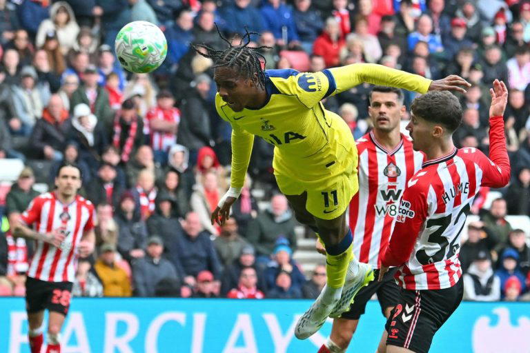 Tottenham sink deeper into relegation after 1-0 loss at Sunderland