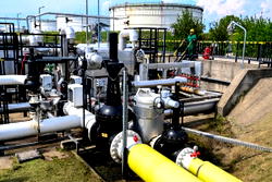Ukraine restarts Russian oil pipeline to Europe